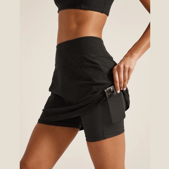 Beyond Yoga Spacedye Movement Skirt, Size M, in Darkest Night - Picture 4 of 14